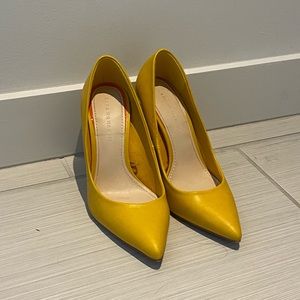 Zara Stilleto Pumps in Mustard Yellow